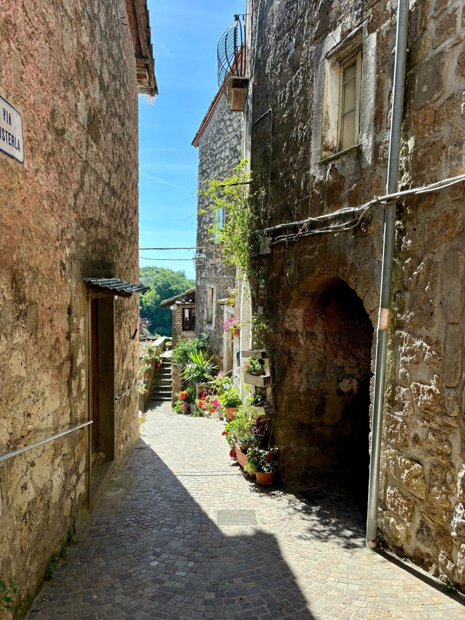 Borgo Vecchio Carbognano Exterior foto